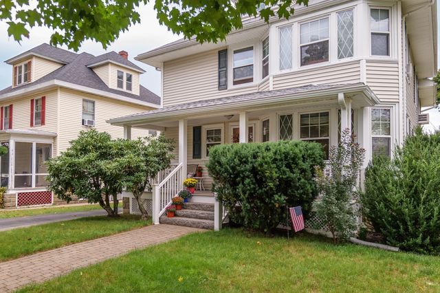 34 Fernwood Ave, Haverhill, MA 01835