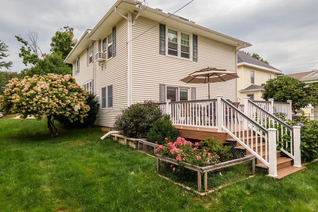 34 Fernwood Ave, Haverhill, MA 01835