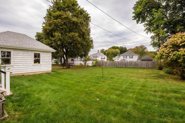 34 Fernwood Ave, Haverhill, MA 01835