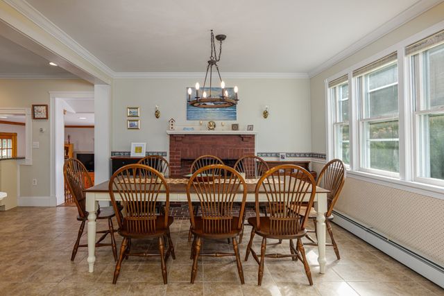 34 Fernwood Ave, Haverhill, MA 01835