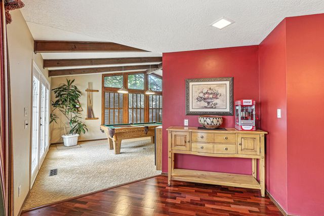 9801 Greenbrier Road NE, Albuquerque, NM 87111