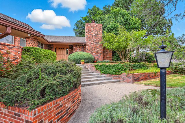 9801 Greenbrier Road NE, Albuquerque, NM 87111