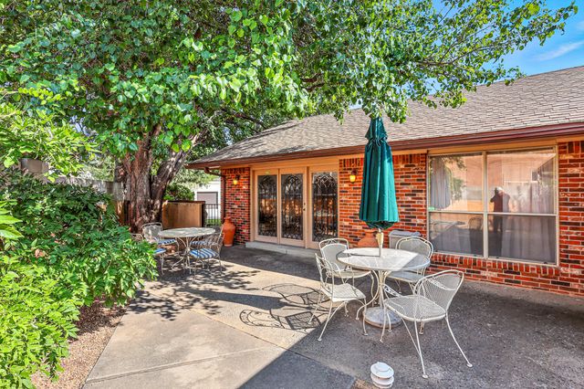 9801 Greenbrier Road NE, Albuquerque, NM 87111