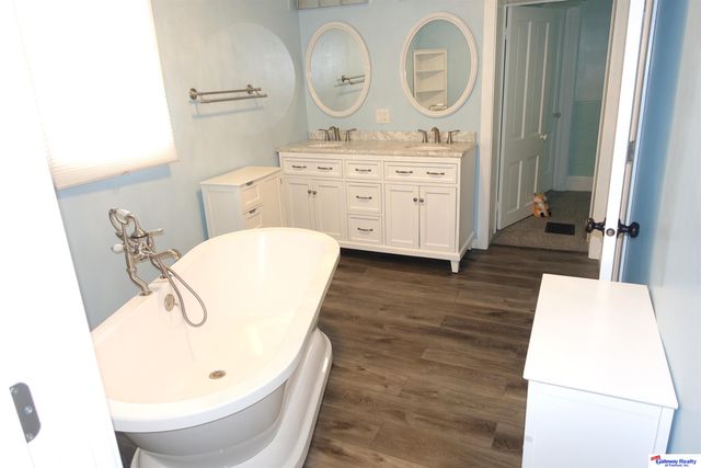 1761 HWY 275 Highway, Hooper, NE 68031