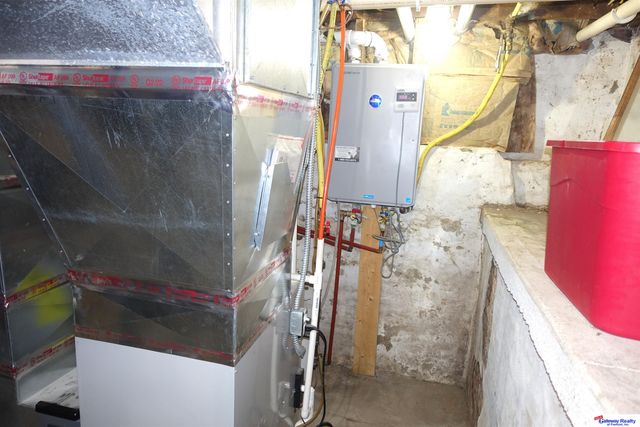 1761 HWY 275 Highway, Hooper, NE 68031