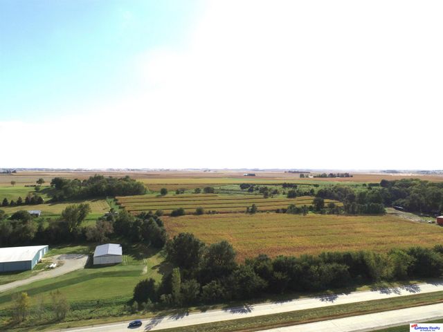 1761 HWY 275 Highway, Hooper, NE 68031