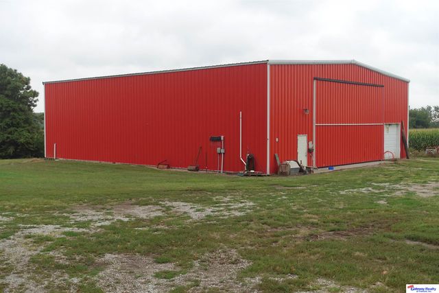 1761 HWY 275 Highway, Hooper, NE 68031