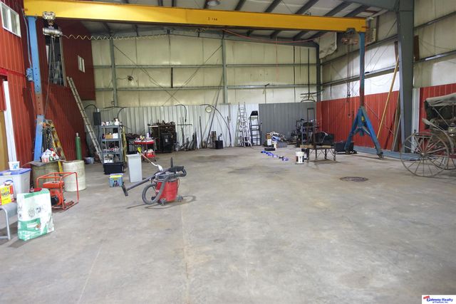 1761 HWY 275 Highway, Hooper, NE 68031