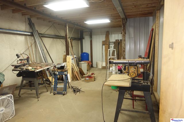 1761 HWY 275 Highway, Hooper, NE 68031