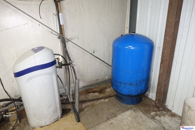 1761 HWY 275 Highway, Hooper, NE 68031