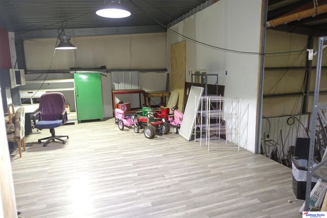 1761 HWY 275 Highway, Hooper, NE 68031