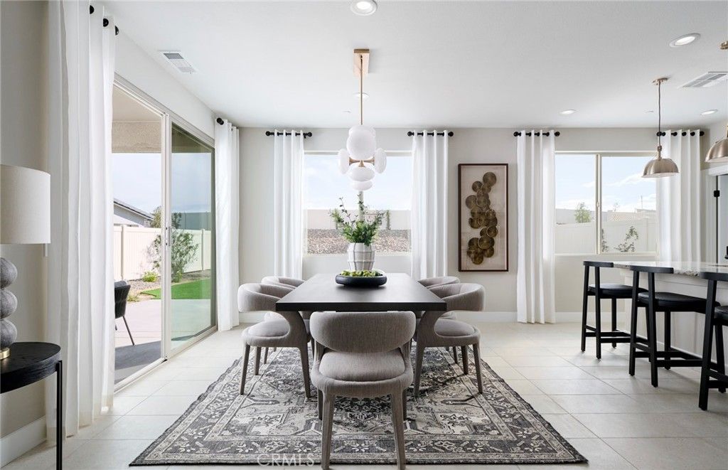 Image 5 of property listing at 4304 Ladrillo Street, Lake Elsinore, CA 92530