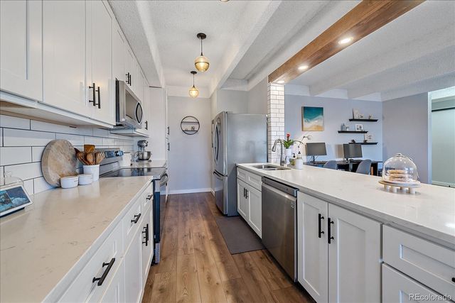 7865 E Mississippi Avenue 1006, Denver, CO 80247