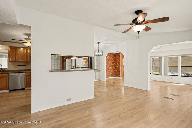 924 Dogwood Drive, Barefoot Bay, FL 32976