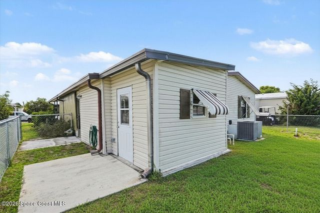 924 Dogwood Drive, Barefoot Bay, FL 32976