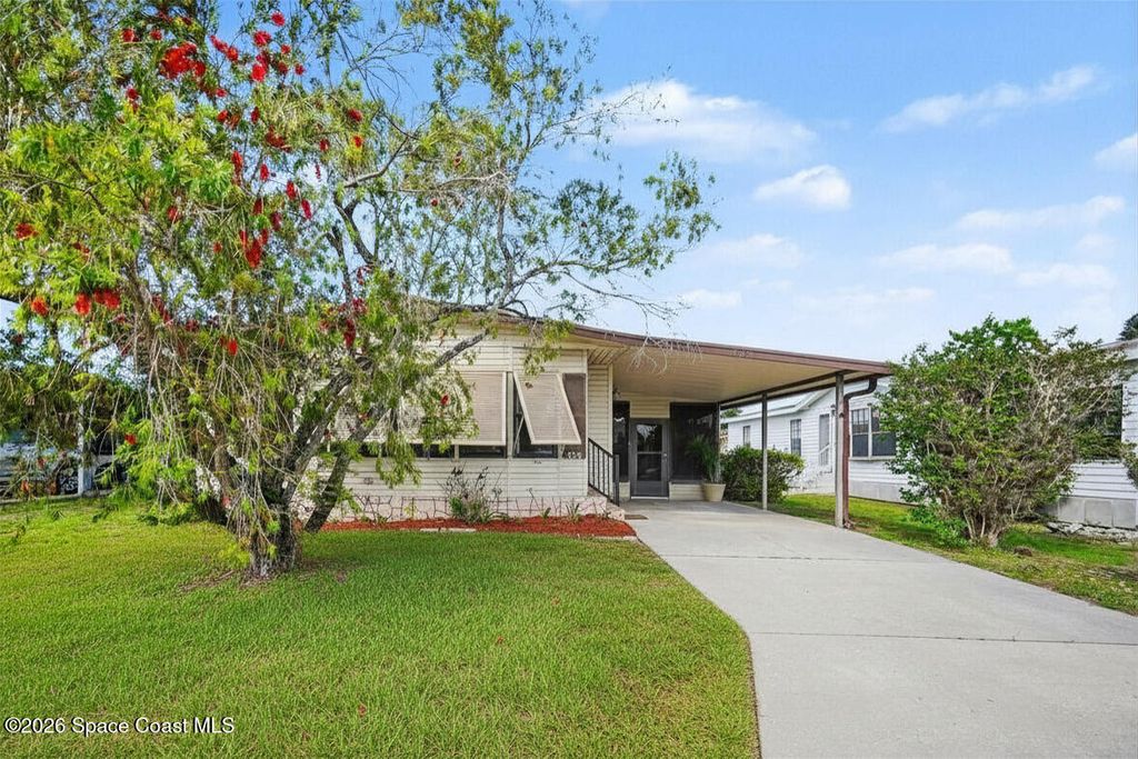 924 Dogwood Drive, Barefoot Bay, FL 32976