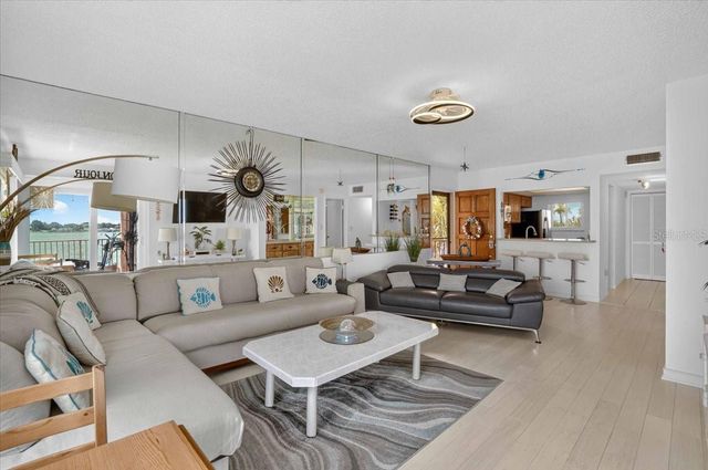 7400 SUNSHINE SKYWAY LANE S 126, St Petersburg, FL 33711