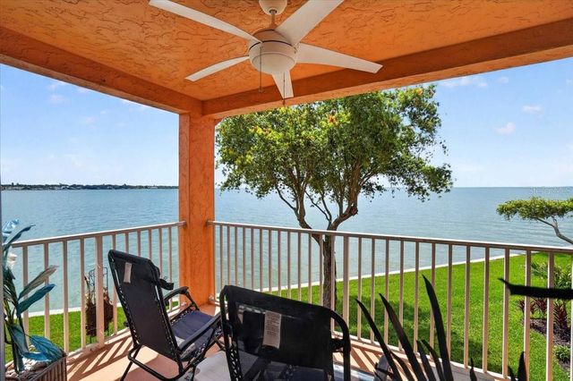 7400 SUNSHINE SKYWAY LANE S 126, St Petersburg, FL 33711