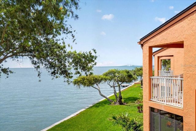 7400 SUNSHINE SKYWAY LANE S 126, St Petersburg, FL 33711