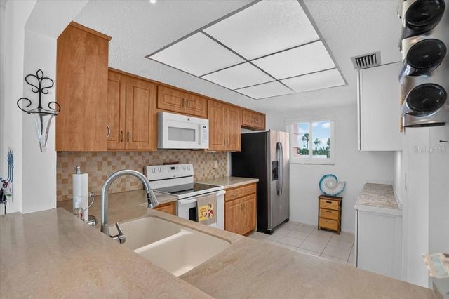 7400 SUNSHINE SKYWAY LANE S 126, St Petersburg, FL 33711