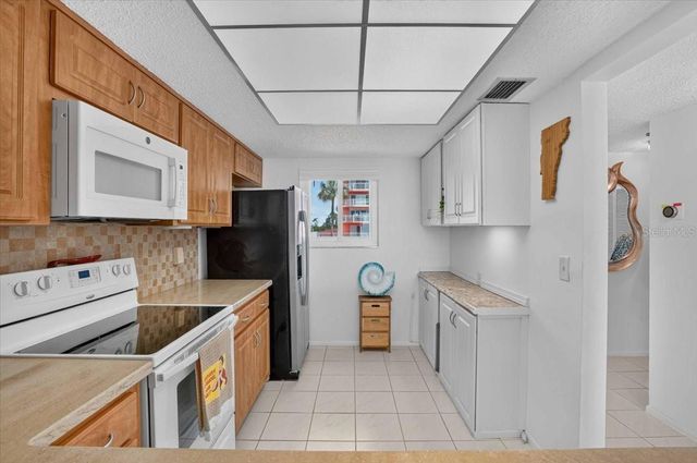 7400 SUNSHINE SKYWAY LANE S 126, St Petersburg, FL 33711