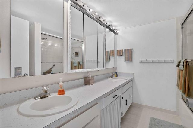 7400 SUNSHINE SKYWAY LANE S 126, St Petersburg, FL 33711