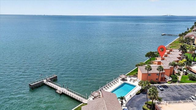 7400 SUNSHINE SKYWAY LANE S 126, St Petersburg, FL 33711