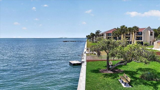 7400 SUNSHINE SKYWAY LANE S 126, St Petersburg, FL 33711