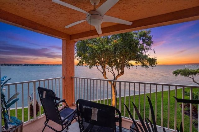 7400 SUNSHINE SKYWAY LANE S 126, St Petersburg, FL 33711