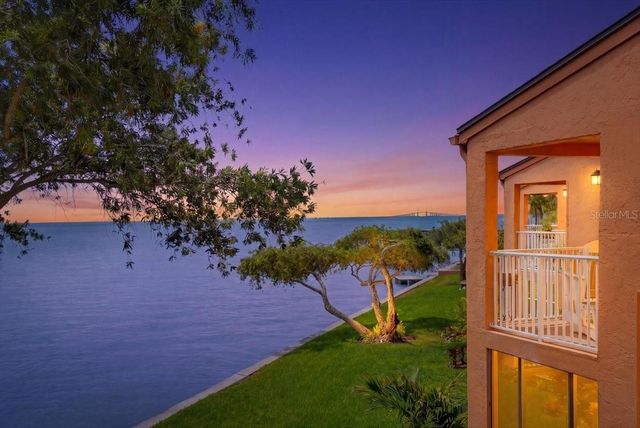 7400 SUNSHINE SKYWAY LANE S 126, St Petersburg, FL 33711