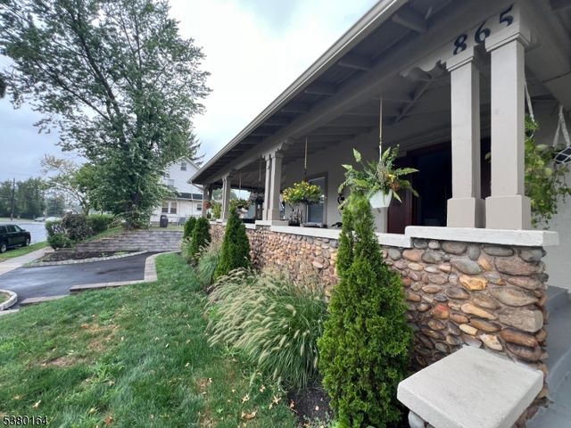 865 Westfield Ave, Elizabeth City, NJ 07208