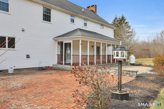 21 Hidden Pond Drive, Watertown, CT 06795