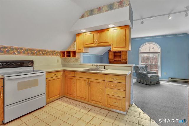 21 Hidden Pond Drive, Watertown, CT 06795