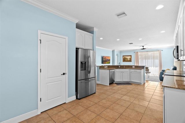 2918 WINGLEWOOD CIRCLE, Lutz, FL 33558