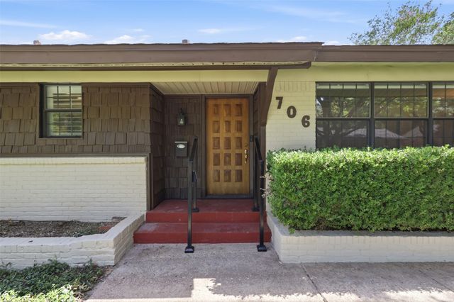 706 Peach Tree Lane, Garland, TX 75041