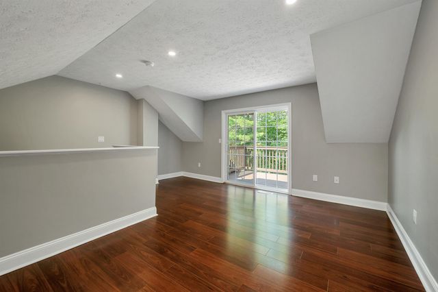 48 Cadogan Way, Nashua, NH 03062