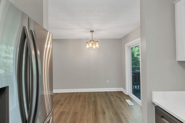 48 Cadogan Way, Nashua, NH 03062