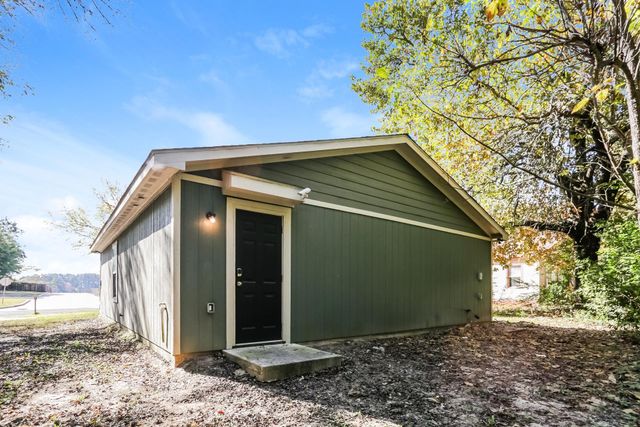 1123 Chappell, Longview, TX 75602