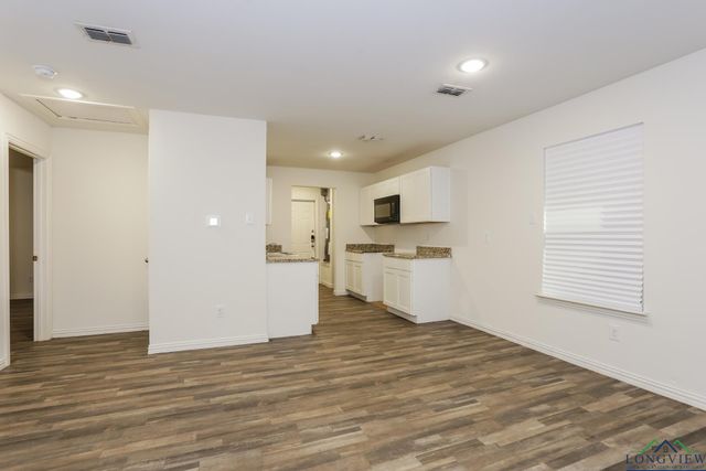 1123 Chappell, Longview, TX 75602