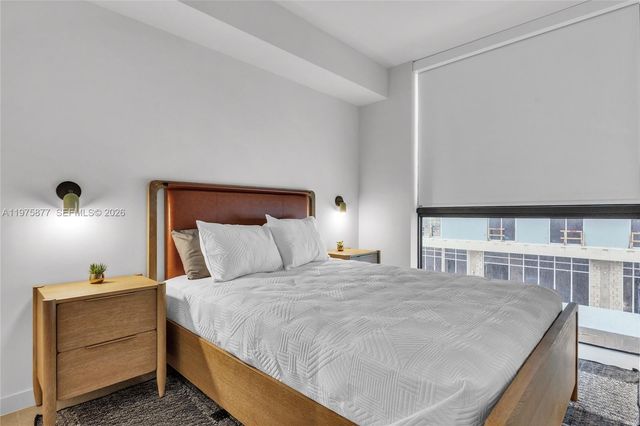 11 NE 6 St 407, Miami, FL 33132