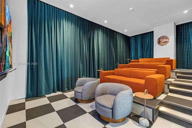 11 NE 6 St 407, Miami, FL 33132