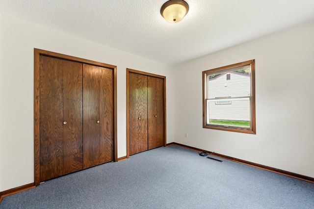 1805 Marvale Avenue SE, Rochester, MN 55904