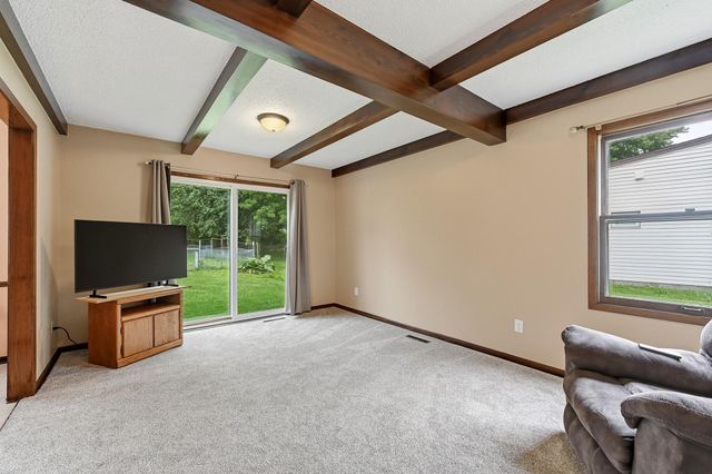 1805 Marvale Avenue SE, Rochester, MN 55904