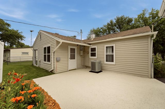 1805 Marvale Avenue SE, Rochester, MN 55904