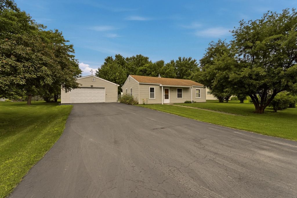 1805 Marvale Avenue SE, Rochester, MN 55904