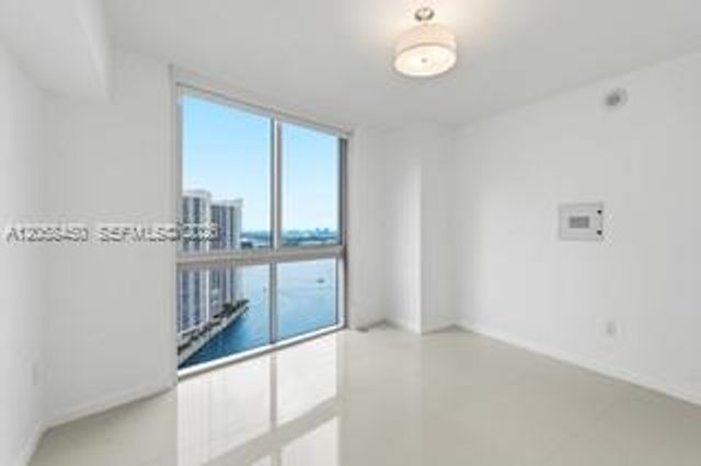 465 Brickell Avenue 3202, Miami, FL 33131