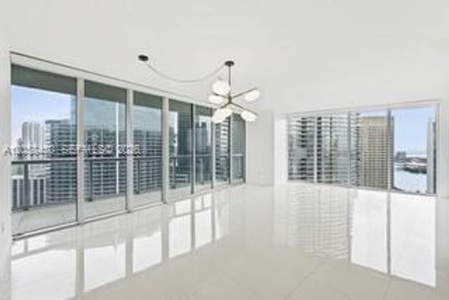 465 Brickell Avenue 3202, Miami, FL 33131