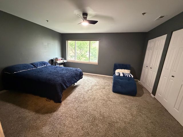 425 S Harvey Avenue E, Oak Park, IL 60302