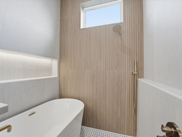 1517 Mckee Street, Houston, TX 77009