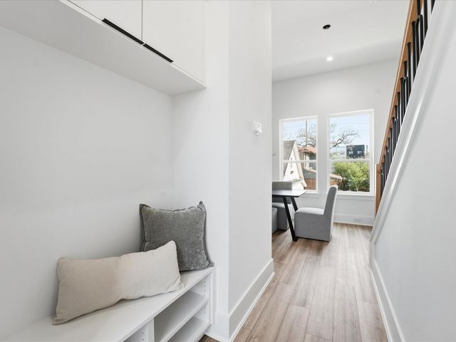 1517 Mckee Street, Houston, TX 77009